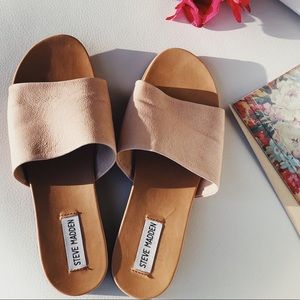 💥 NEW Item! Steve Madden Slip-on Sandals